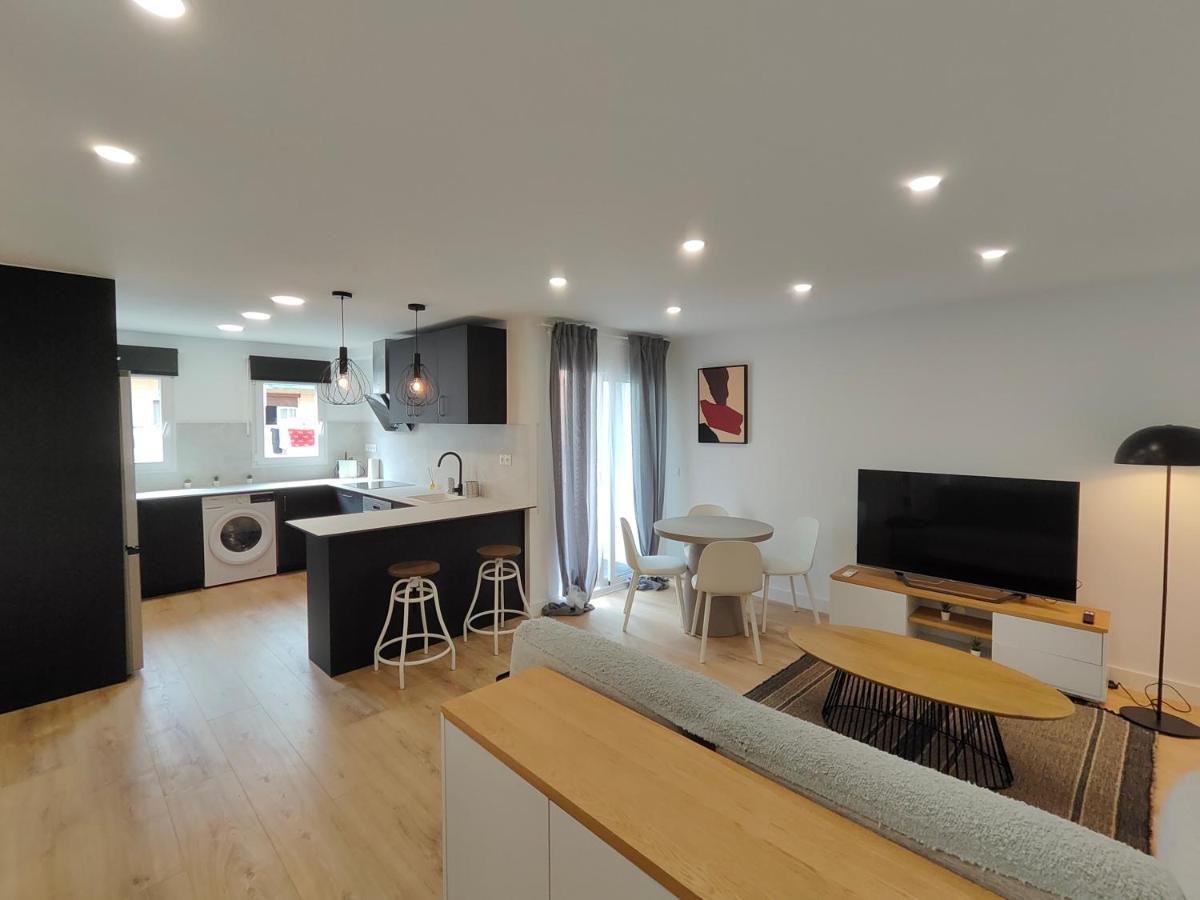 Fantastic Apartment Sant Adria Beach Sant Adria de Besos Exterior foto